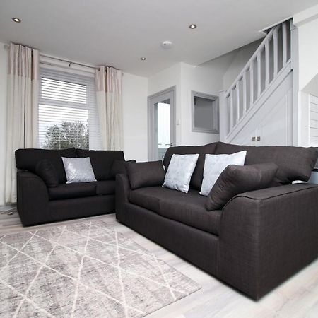 Sleeps 6, Smart Tv'S, Parking Swansea & Morriston Hospitalアパートメント エクステリア 写真