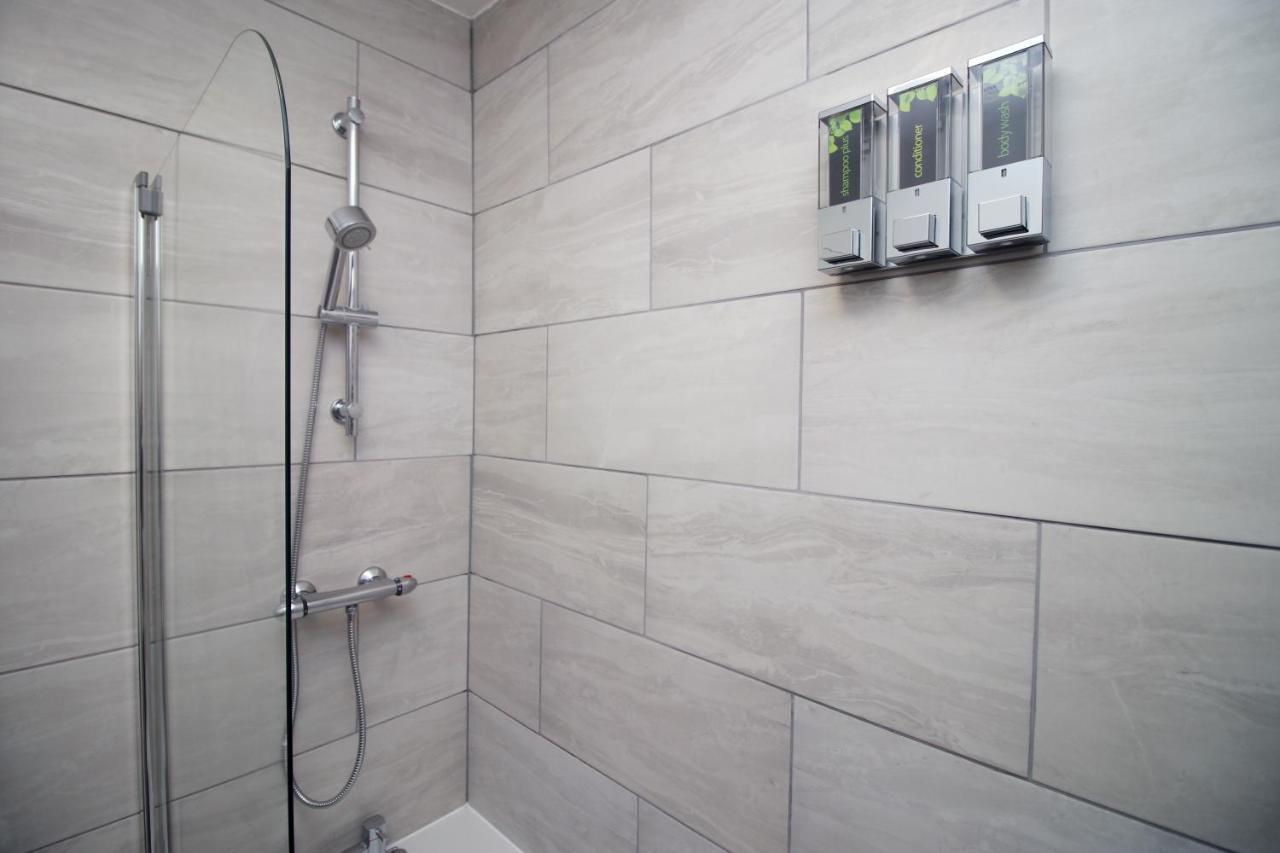 Sleeps 6, Smart Tv'S, Parking Swansea & Morriston Hospitalアパートメント エクステリア 写真