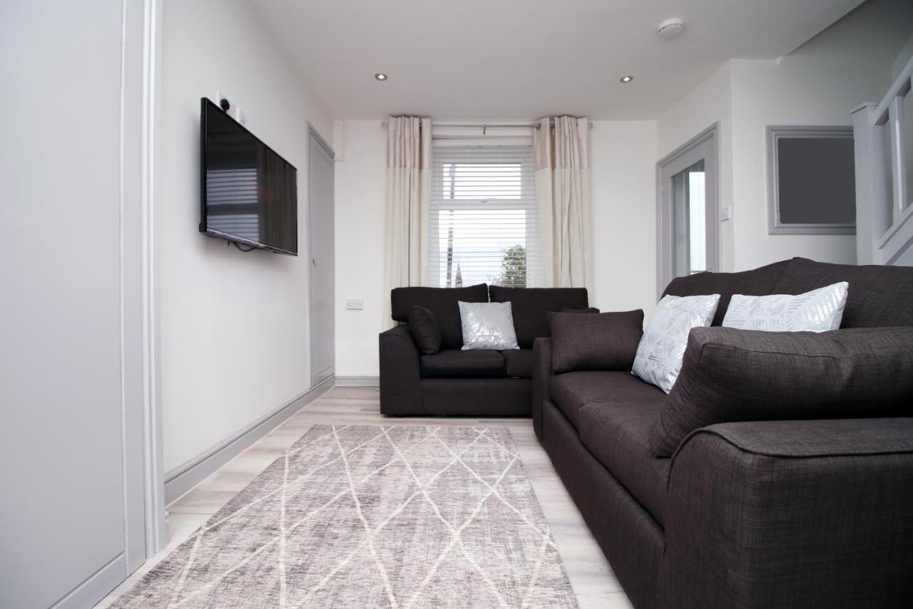 Sleeps 6, Smart Tv'S, Parking Swansea & Morriston Hospitalアパートメント エクステリア 写真